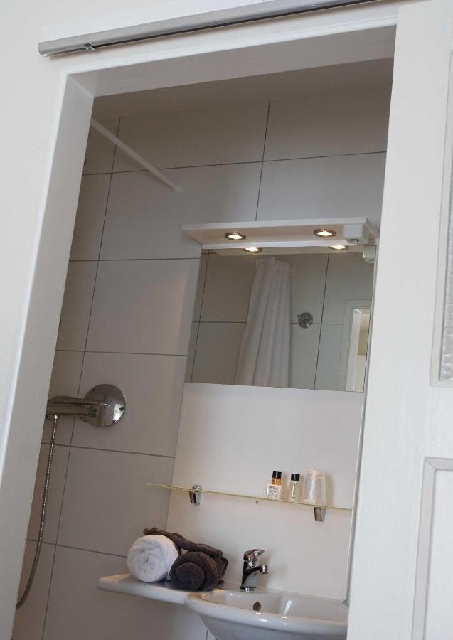 Ensche-Day Inn Enschede Rom bilde